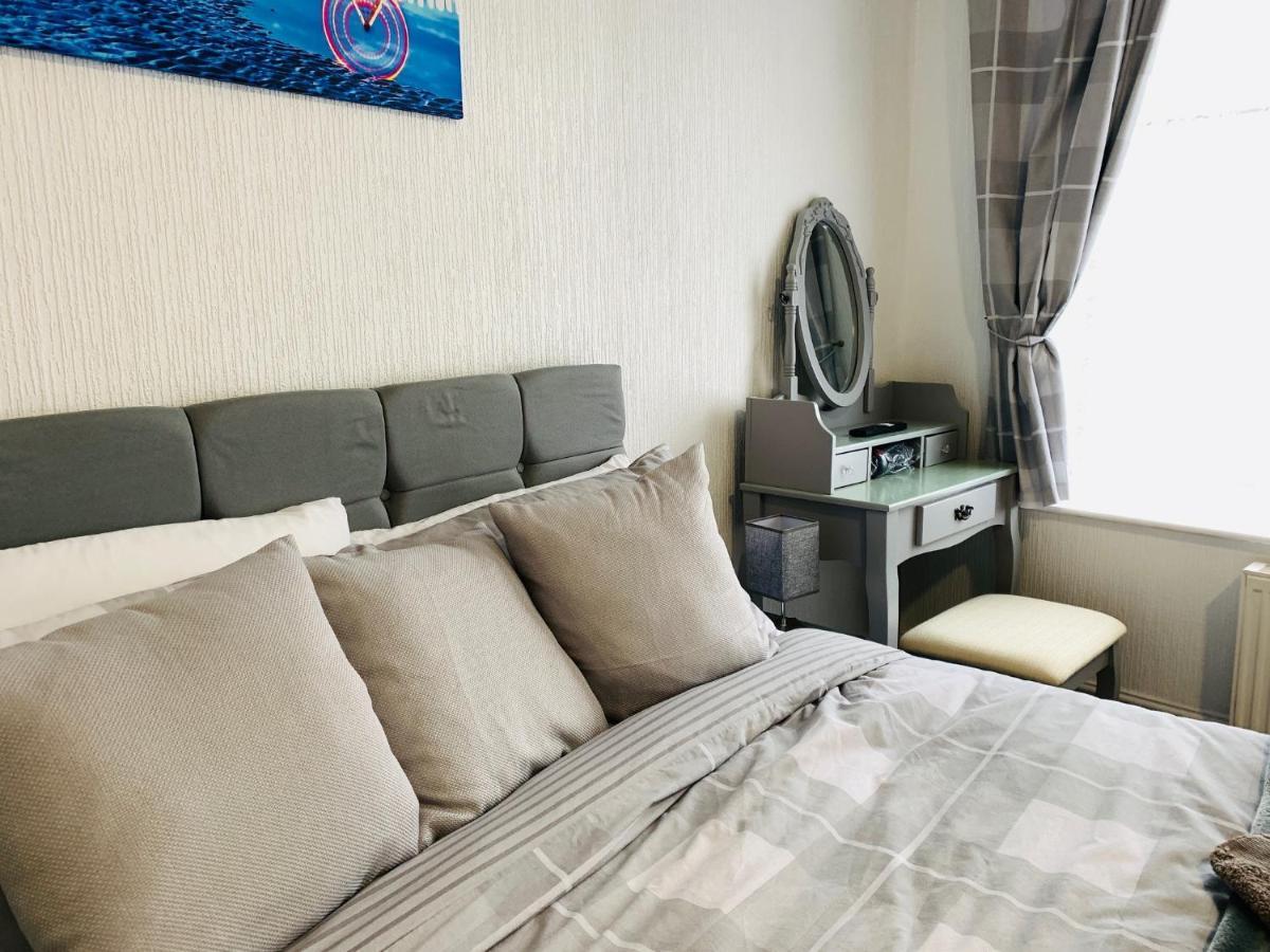 The Whitehouse Holiday Apartments Blackpool Kültér fotó